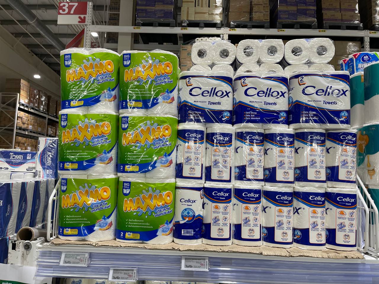 Modern Trade Distribution of Cellox and Hygienist Products by BJC at Makro Cambodia 12 Dec - Image 18